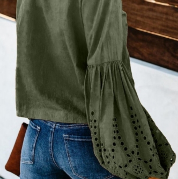 Balloon Sleeve Tie Top - Picture 3 of 5